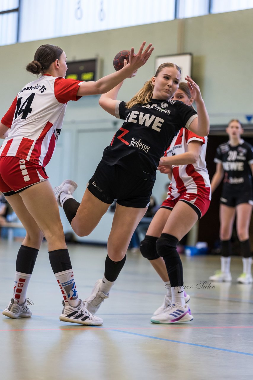 Bild 82 - wBJ SV Henstedt Ulzburg - Bramstedter TS : Ergebnis: 27:15